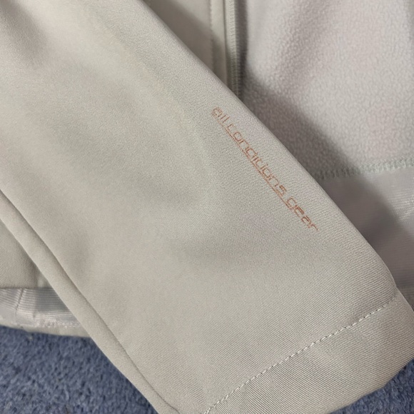 Nike ACG jacket - Picture 2 of 4